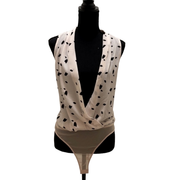 LUSH Bodysuit - Picture 2 of 5